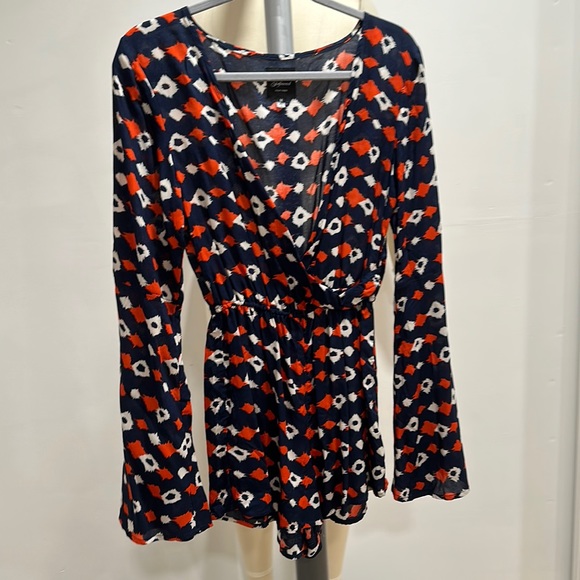 Patterned Romper - Picture 1 of 7